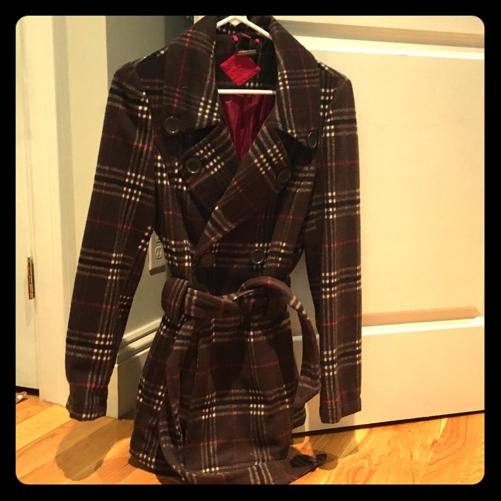 Brown plaid pea coat! 🧥